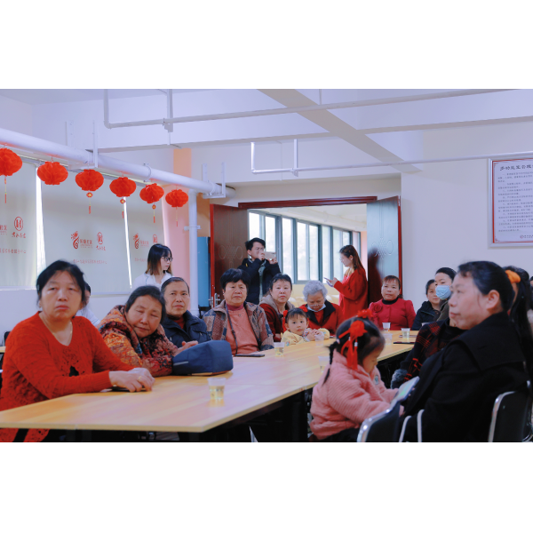 关爱健康·预防中风丨健康讲座进社区 优质服务暖人心